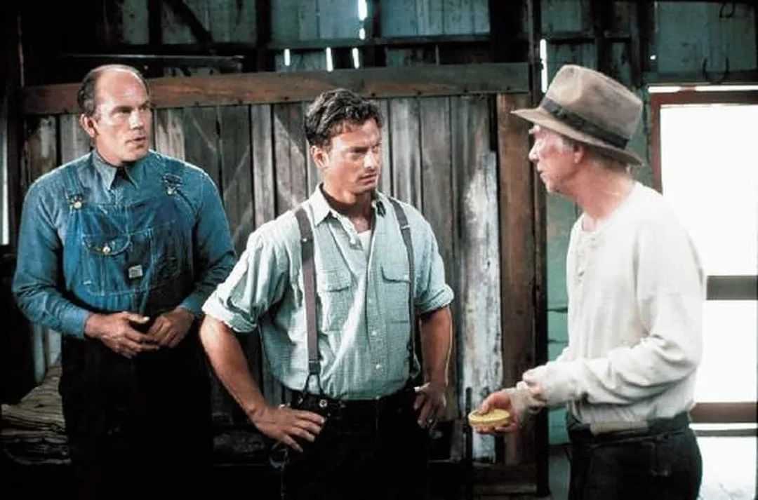 ゲイリー・シニーズ監督による『二十日鼠と人間』におけるスタインベックへの映画的オマージュ
