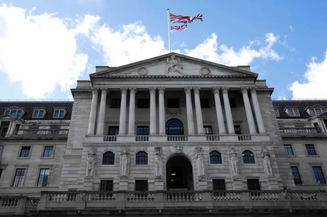 英国、75億ポンドのグリーンエネルギー投資を確保、住宅ローン規制を緩和して住宅市場を活性化